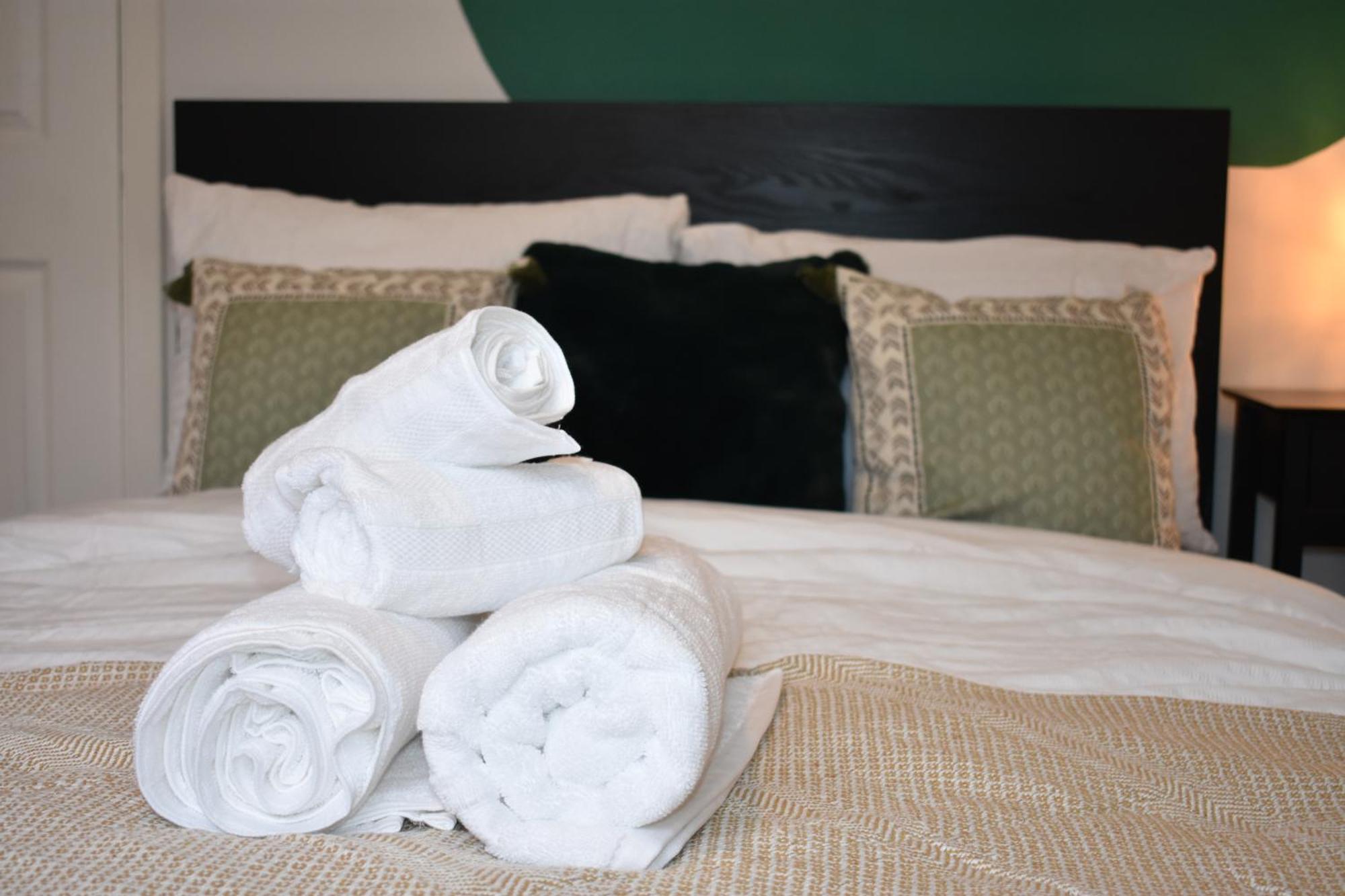Luxury 2 Bedroom Apartment, Parking, Few Minutes Walk From Wembley Stadium London Ngoại thất bức ảnh