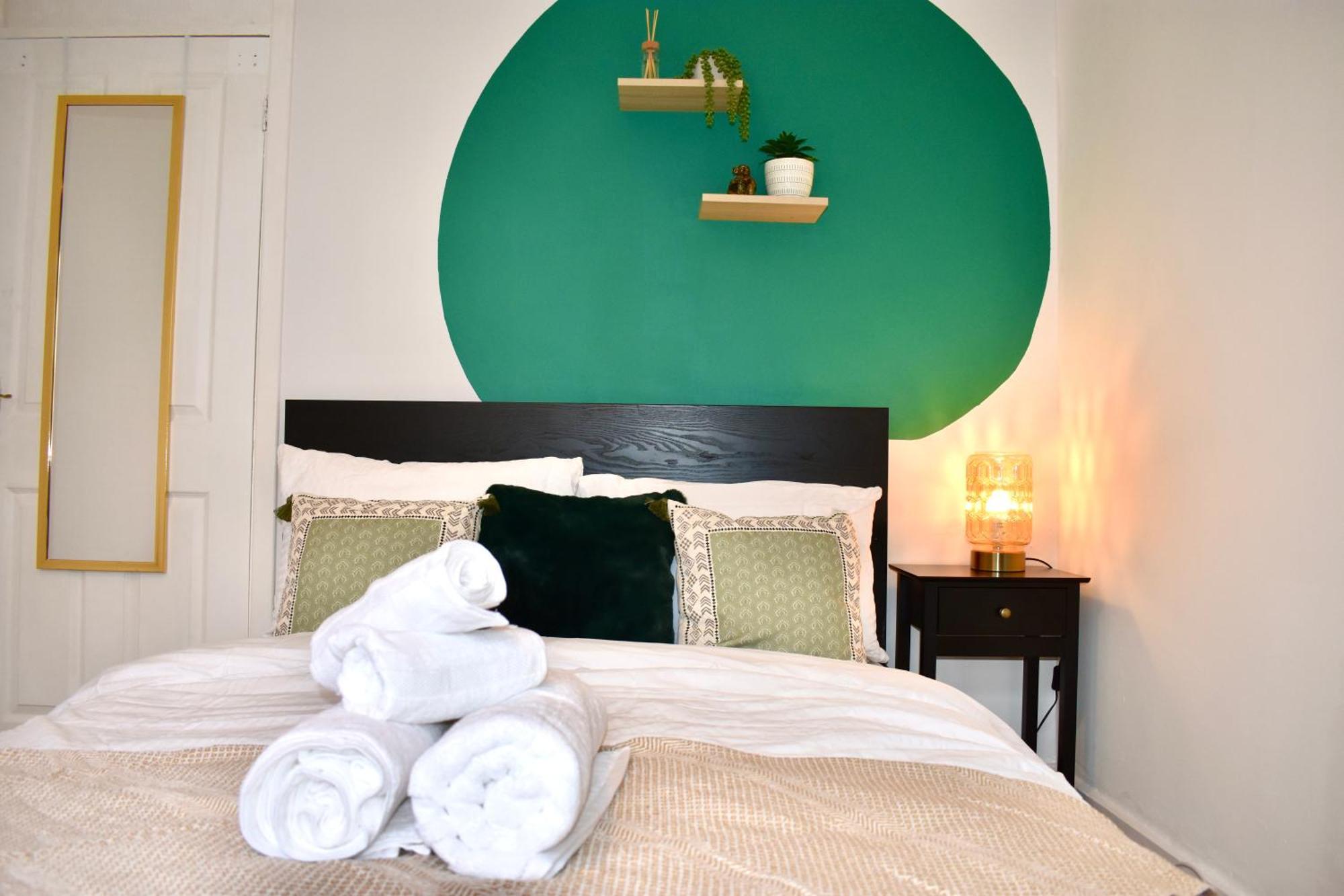 Luxury 2 Bedroom Apartment, Parking, Few Minutes Walk From Wembley Stadium London Ngoại thất bức ảnh